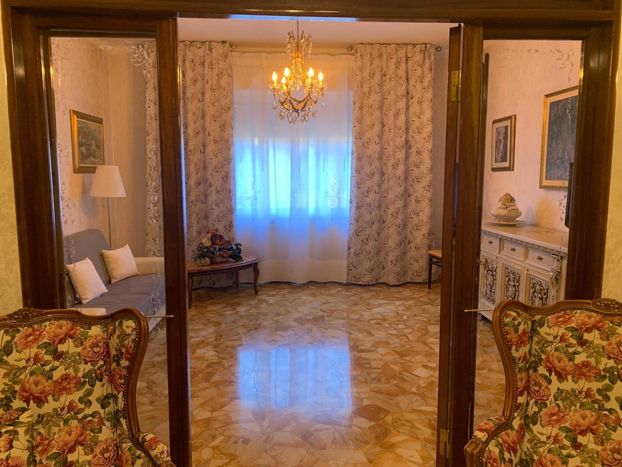 Maison Iva & Gio' Old Style Apartment Genoa